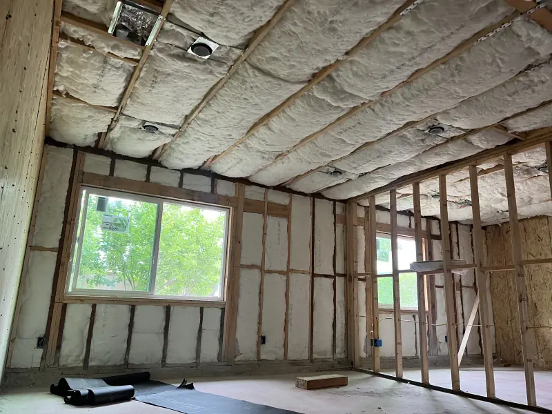Walls and ceiling insulated on a QII job